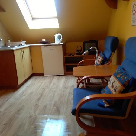Gospodarstwo Agroturystyczne Ania I Filip Izabelin  外观 照片